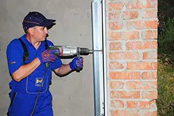 Exclusive Garage Door Service Los Angeles, CA 323-484-1415 - installation-side